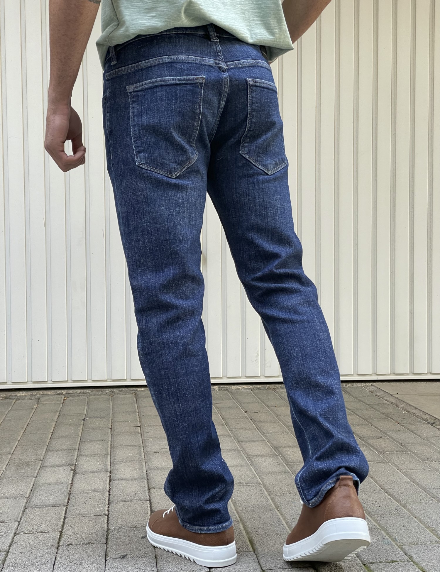 Ανδρικό μπλε τζιν σε ίσια γραμμή με κουμπιά GB5476 φωτογραφία